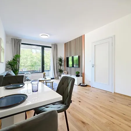 아파트 Luxury 1bdr Only 8 Min To Dancing House *