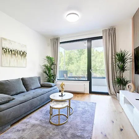 Apartment Luxury 1bdr Only 8 Min To Dancing House Prague